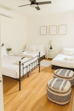 1 soveværelse, strygejern/strygebræt, Wi-Fi, sengetøj