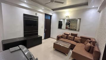 Premium-Zimmer | Zimmersafe, Schreibtisch, Bügeleisen/Bügelbrett, kostenloses WLAN