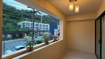 Deluxe Room, Balcony