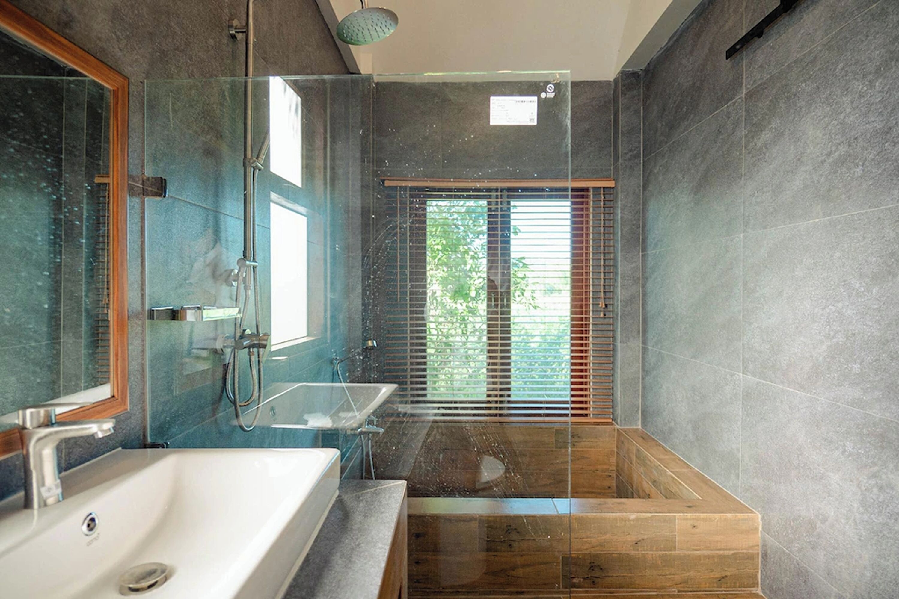 Deluxe Cottage | Bathroom