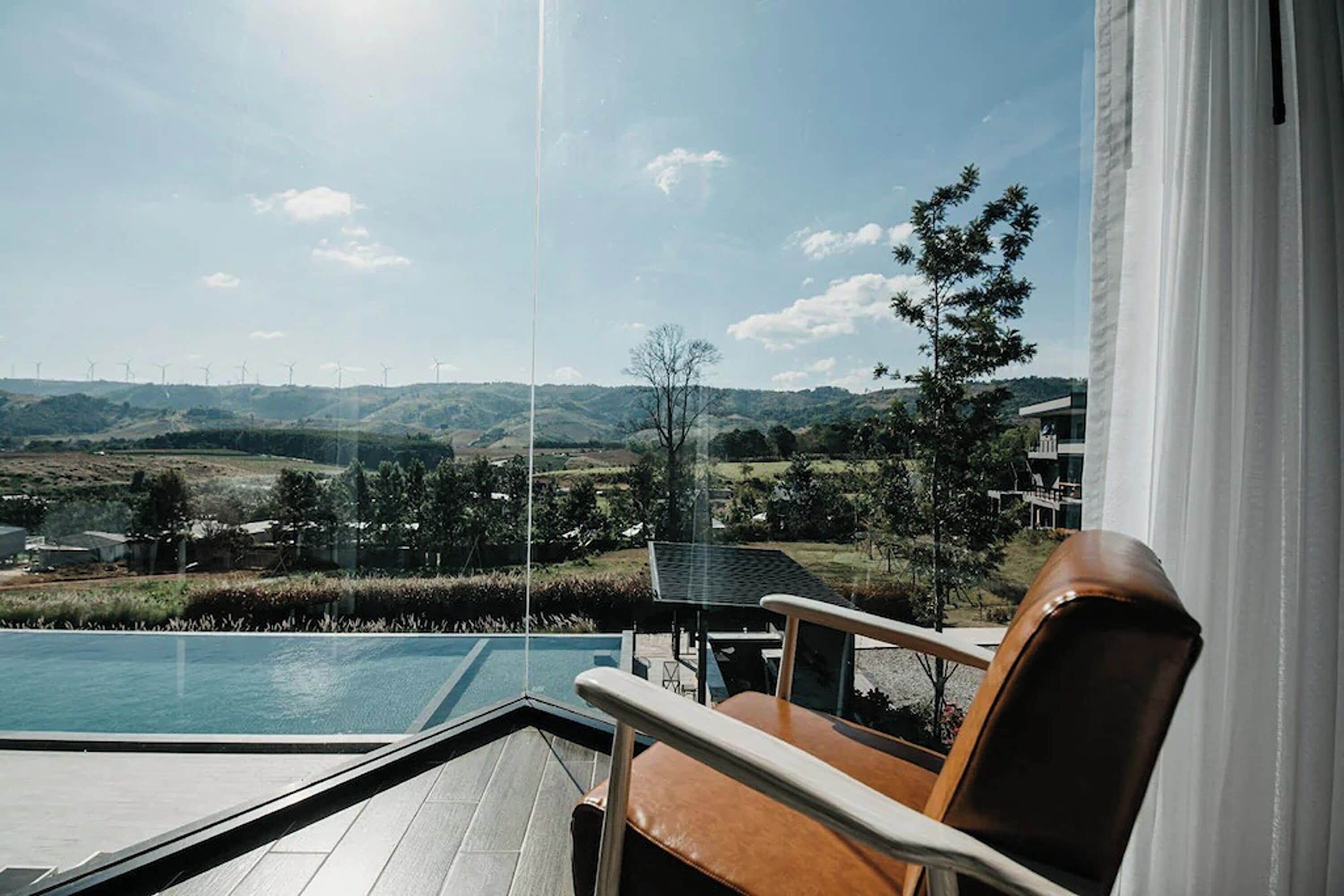 Deluxe Double Room | Minibar, in-room safe, desk, free WiFi