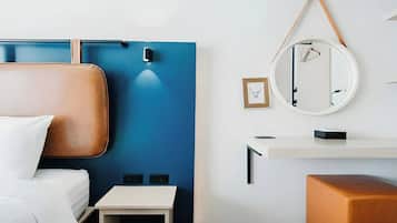 Minibar, in-room safe, desk, free WiFi