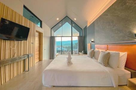 Villa, bañera | Vistas desde la habitación. The Posh Khao Kho