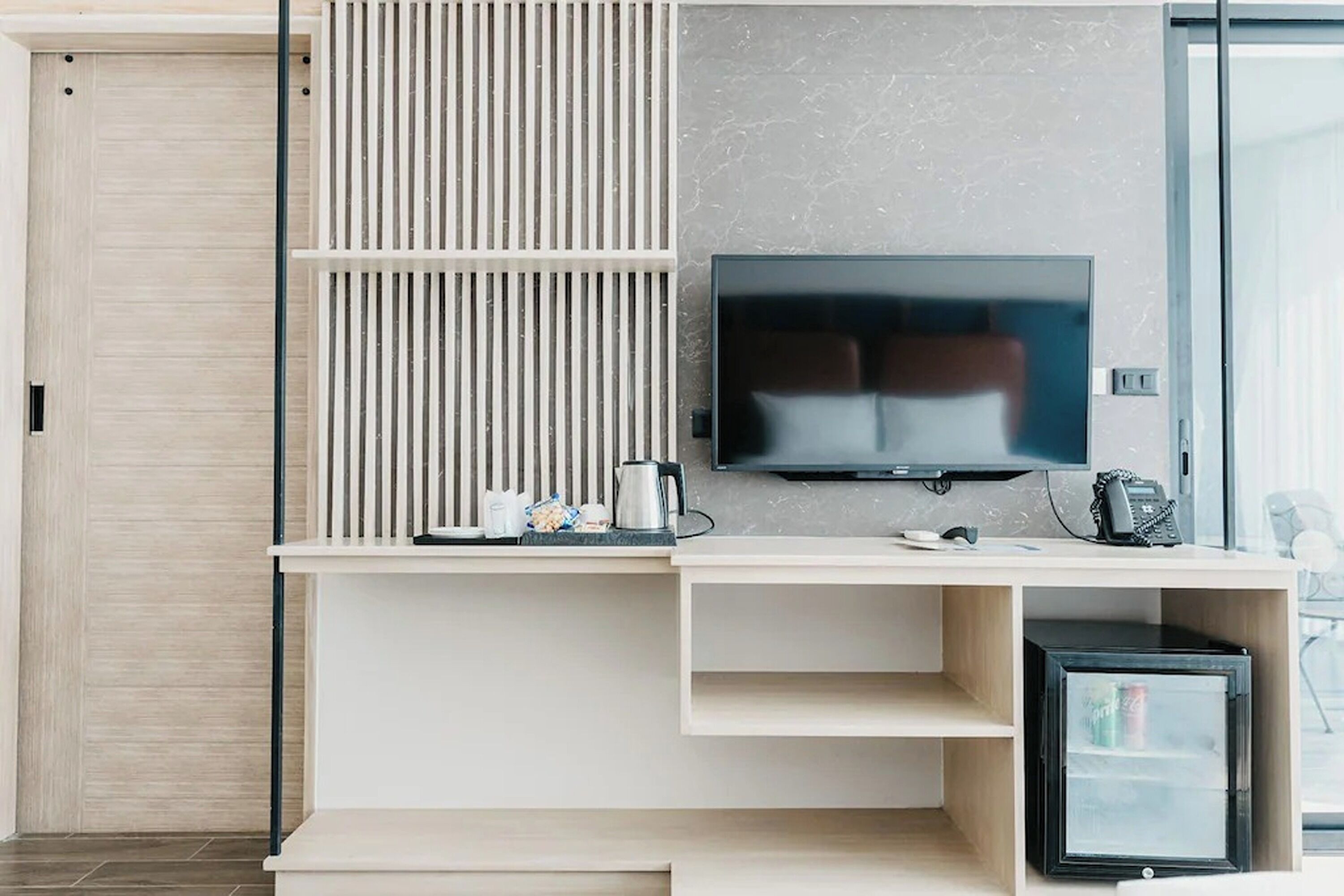 Deluxe Double Room | Minibar, in-room safe, desk, free WiFi