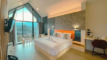 Villa, Bathtub | Minibar, in-room safe, desk, free WiFi