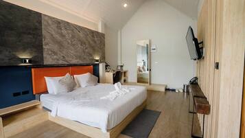 Villa, Bathtub | Minibar, in-room safe, desk, free WiFi