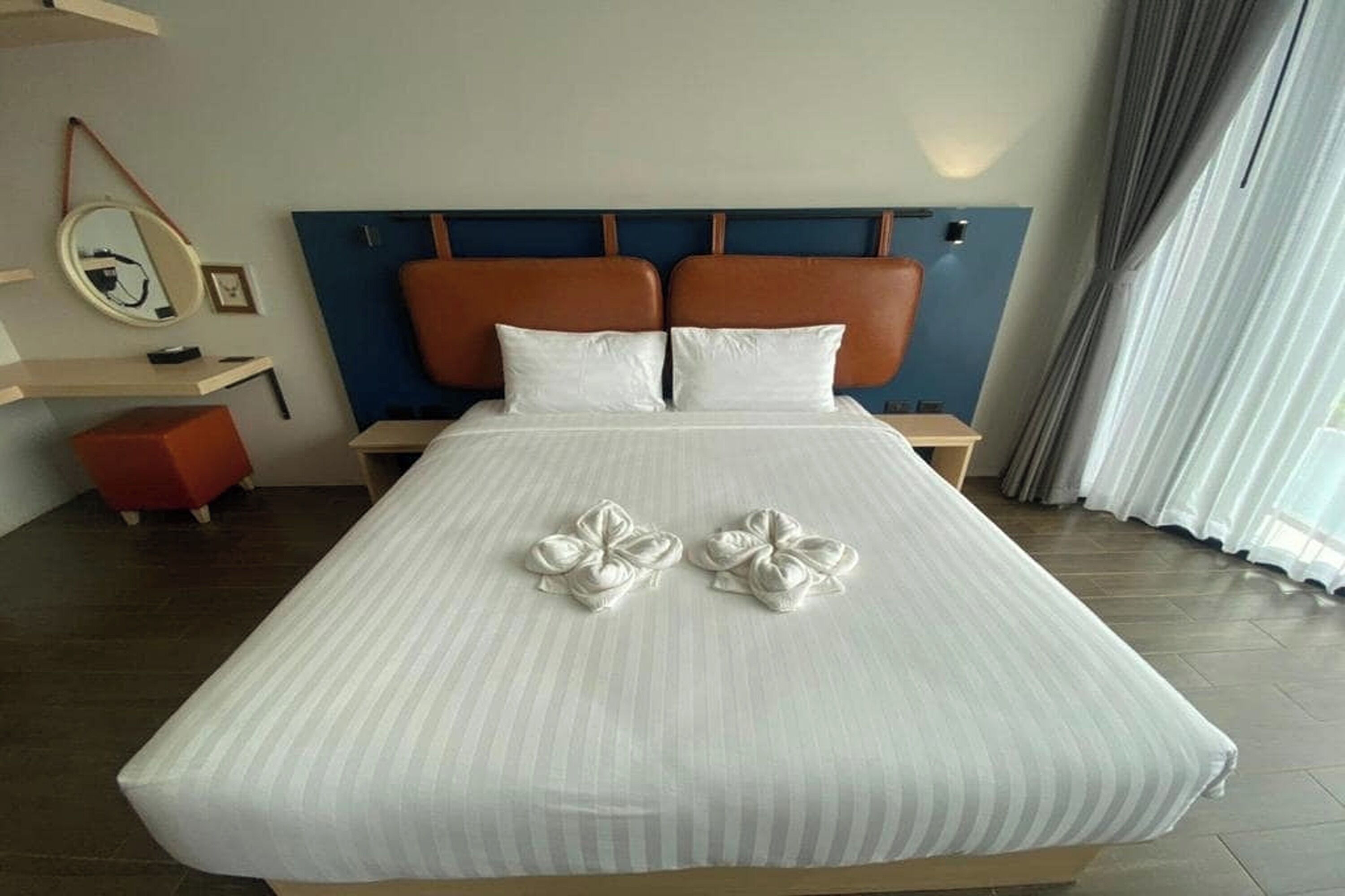 Deluxe-Doppelzimmer | Minibar, Zimmersafe, Schreibtisch, kostenloses WLAN