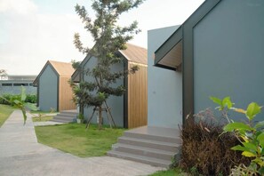 Villa, Badewanne | Minibar, Zimmersafe, Schreibtisch, kostenloses WLAN