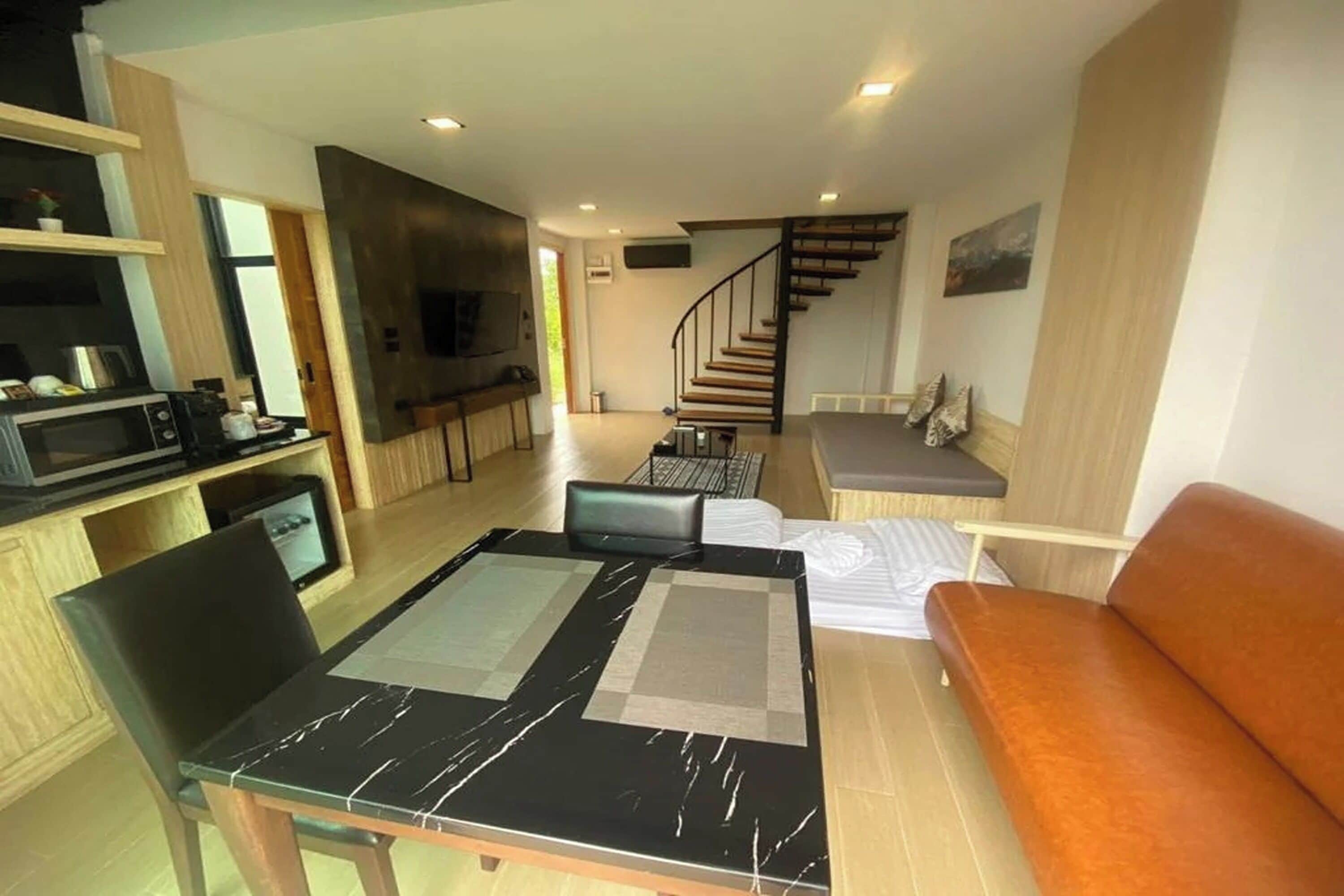 Minibar, caja de seguridad en la habitación, escritorio y wifi gratis 