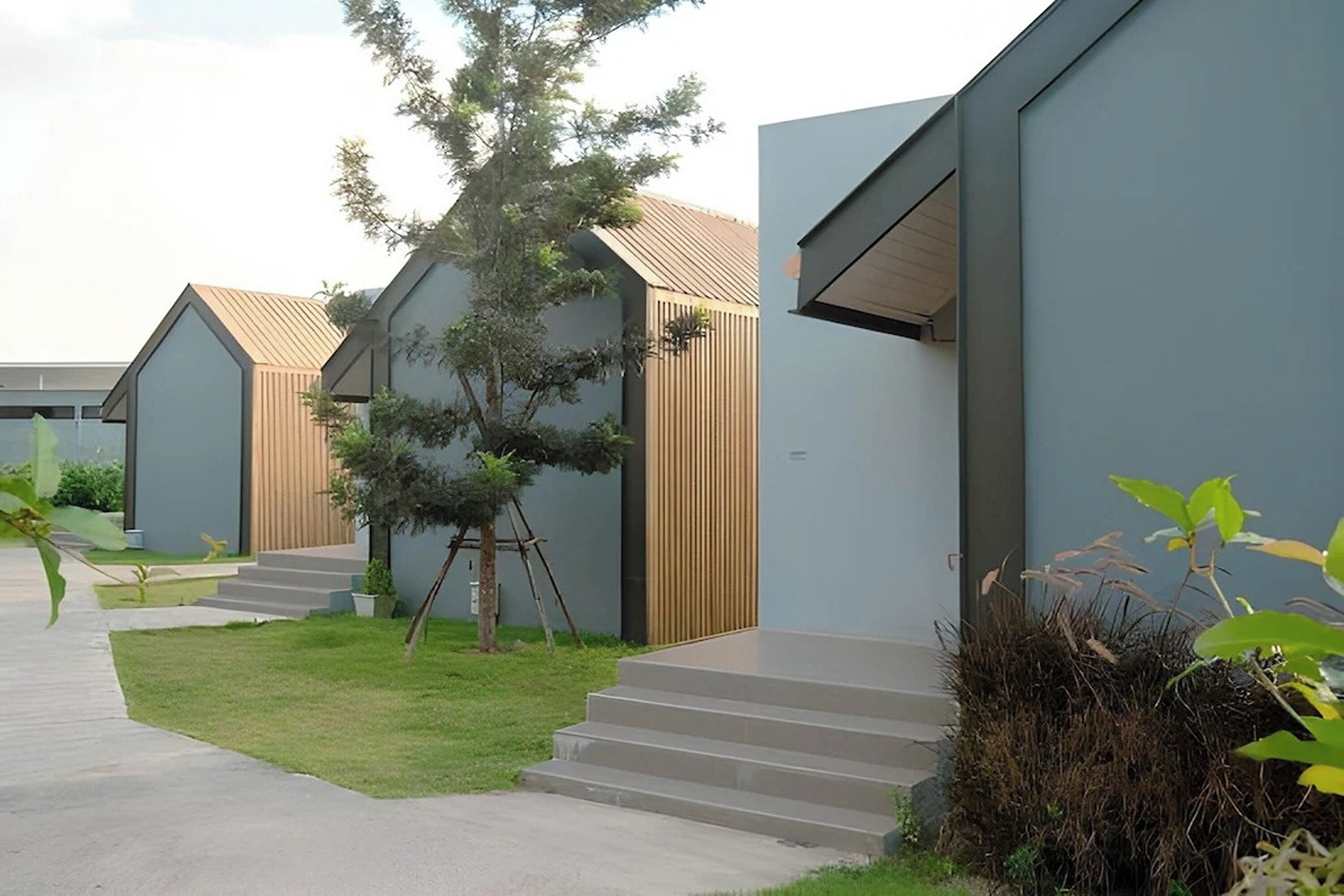 Minibar, coffres-forts dans les chambres, bureau, Wi-Fi gratuit