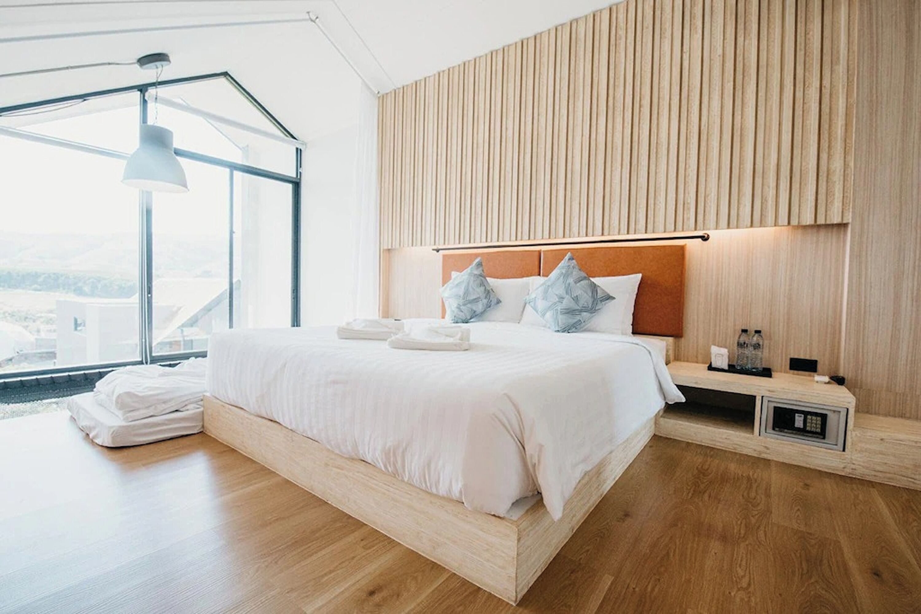 Duplex Villa with Bathtub | Minibar, una cassaforte in camera, una scrivania, Wi-Fi gratuito