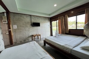 Room, Lake View