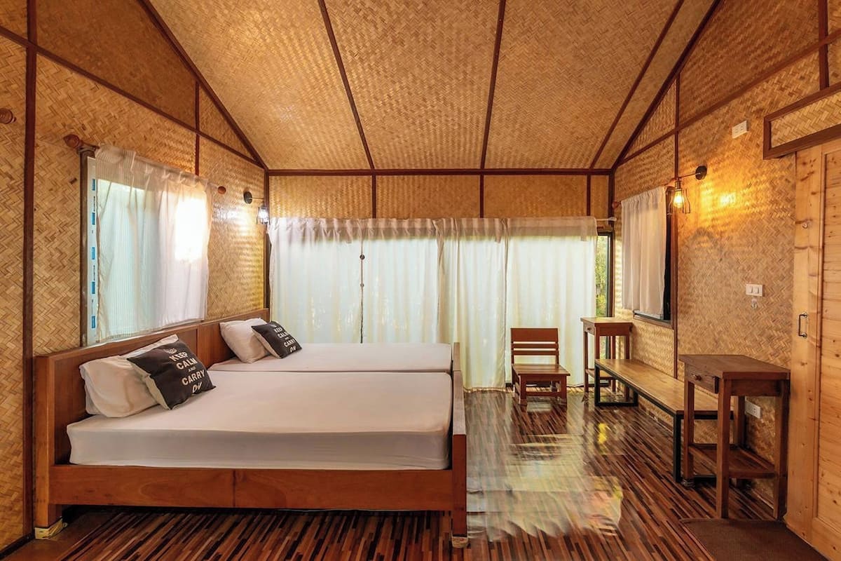 Standard Twin Room | Free WiFi, bed sheets