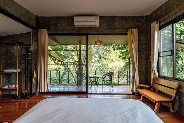 Interior - Lion Cafe Resort (Hang Dong)
