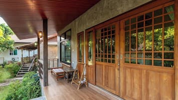 Double Room, Garden View | Free WiFi, bed sheets