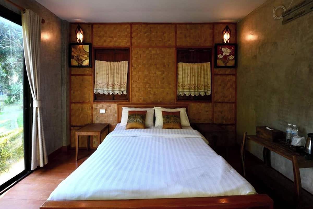 Room, 1 Bedroom, River View | Free WiFi, bed sheets