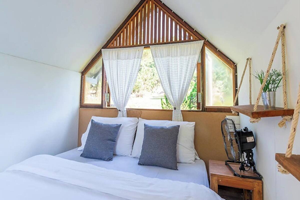 Cabin | Free WiFi, bed sheets