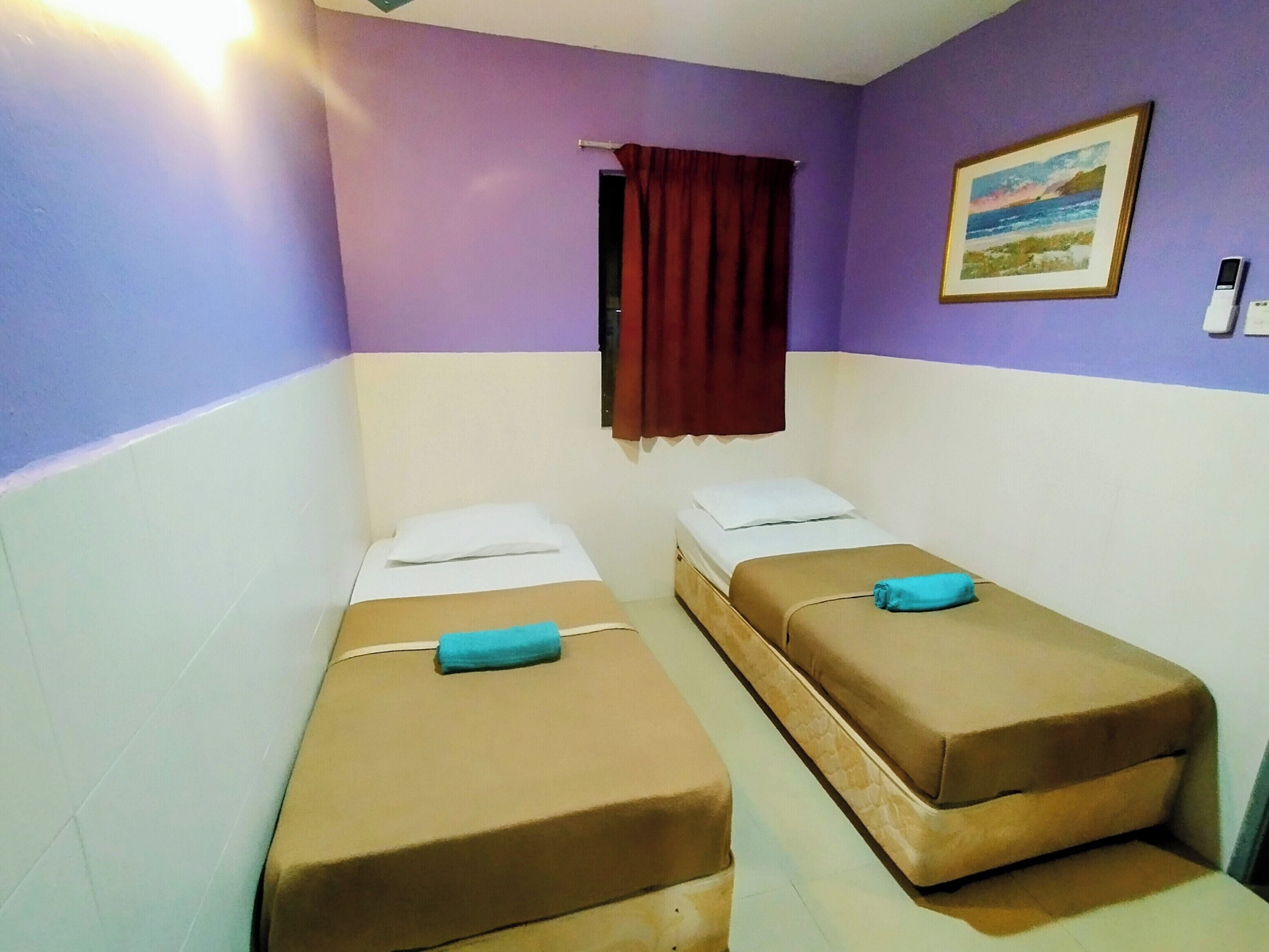 Double Room, 1 Single Bed