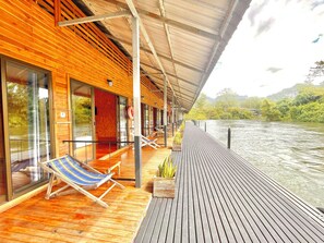 Triple Room | Balcony - Mataburi River Kwai Resort (Sai Yok)