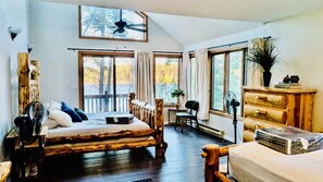 Skrivbord, strykjärn/strykbräda, gratis wi-fi och sängkläder