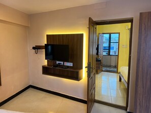 Family Suite | Peralatan tempat tidur hipoalergenik, meja, Wi-fi percuma, cadar katil 