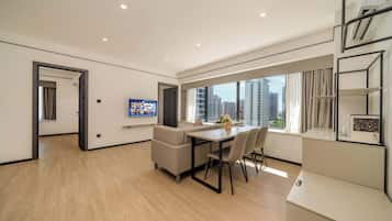 Premier Suite, City View | View from room