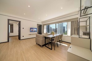 Premier suite, uitzicht op de stad | Uitzicht vanuit de kamer