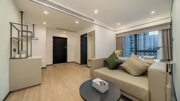Luxury Suite, City View
