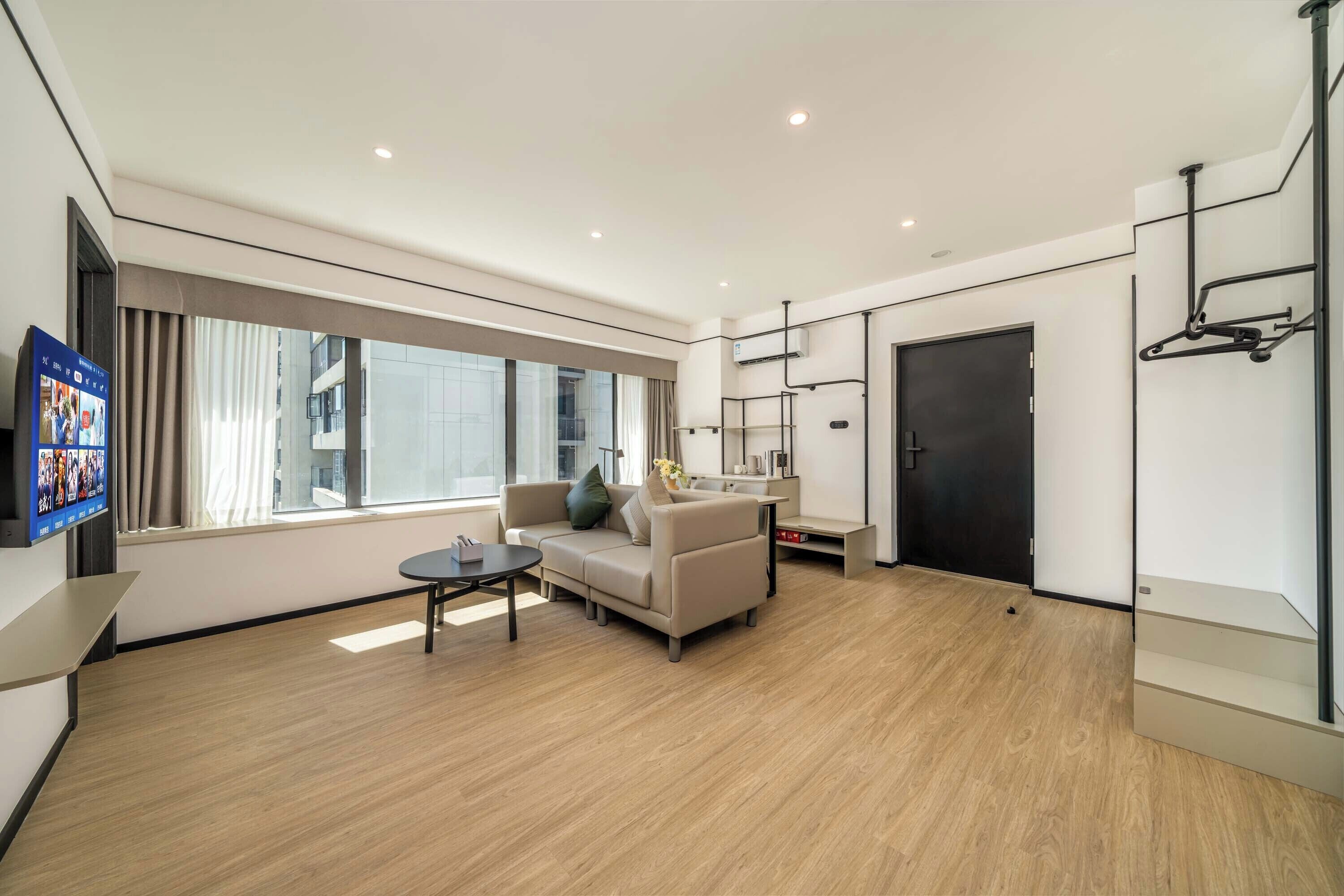 プレミア スイート シティビュー | リビングルーム | テレビ