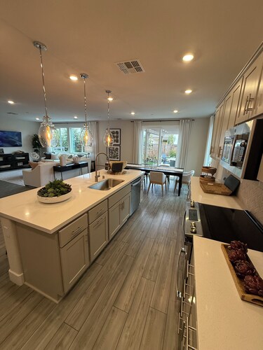 Charming 4-bedroom bed & breakfast near Great Wolf Lodge