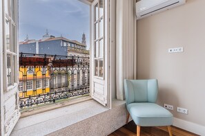Interior - GuestReady-Luxurious Haven in Porto's Heart (Porto)