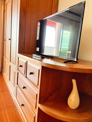 Interior - Sunset Ocean View 3-king bed Villa Directly Above Patong (Phuket)