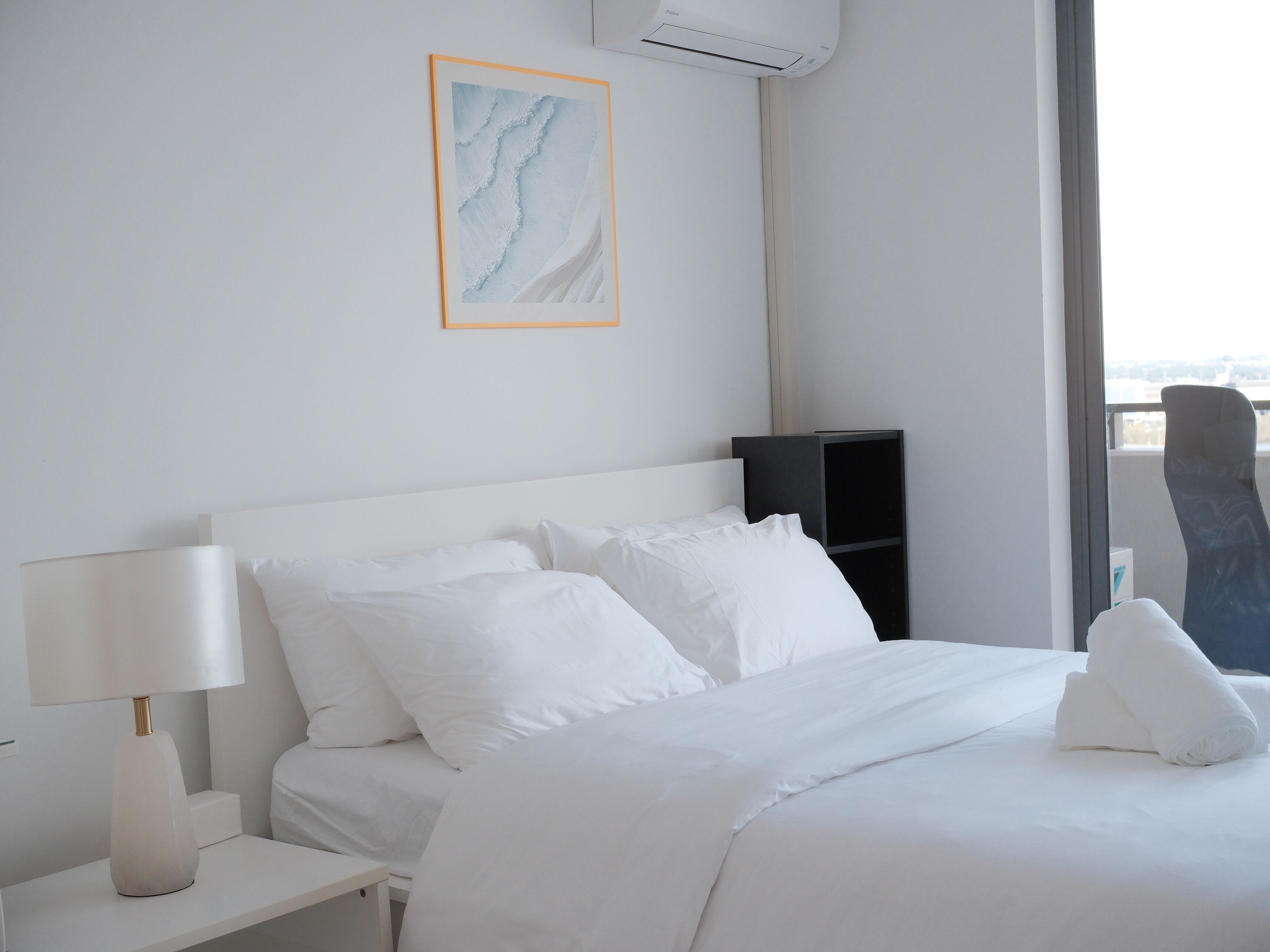 3 bedrooms, WiFi, bed sheets, wheelchair access