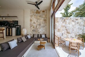 Living area - Casa Beso (Jimbaran)