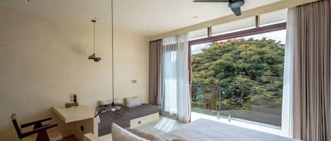 Villa, 3 Bedrooms, Patio, Pool View | Desk, free WiFi, bed sheets