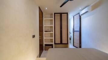 Villa, 3 Schlafzimmer, Terrasse, Poolblick