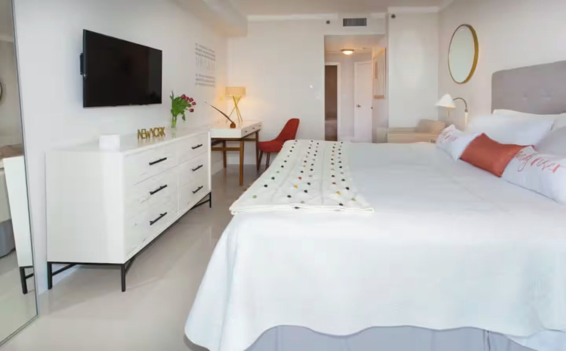 奢华套房, 海洋景观 | 办公桌、笔记本电脑工作区、熨斗/熨衣板、免费 WiFi