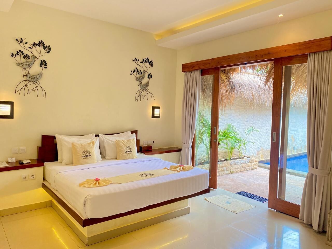 Villa, 1 Bedroom, Private Pool | In-room dining