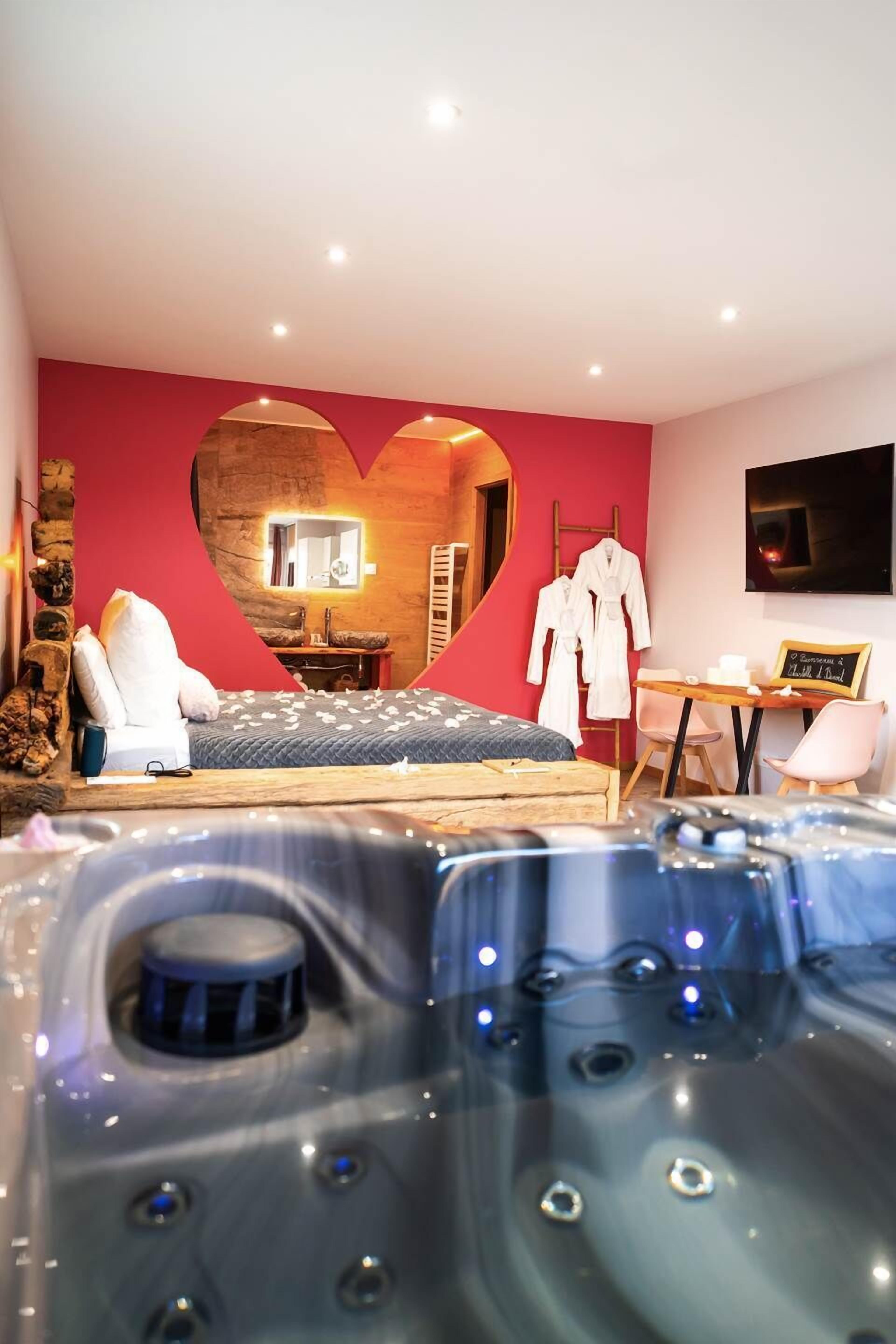 Tabla de planchar con plancha y wifi gratis 