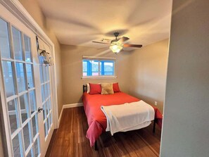 Reisekinderbett, WLAN, Bettwäsche