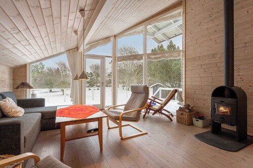 Cozy holiday home close to beach and nature