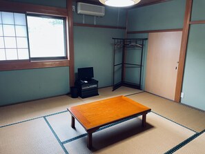 Room - minnsyuku uedaya (Obama)