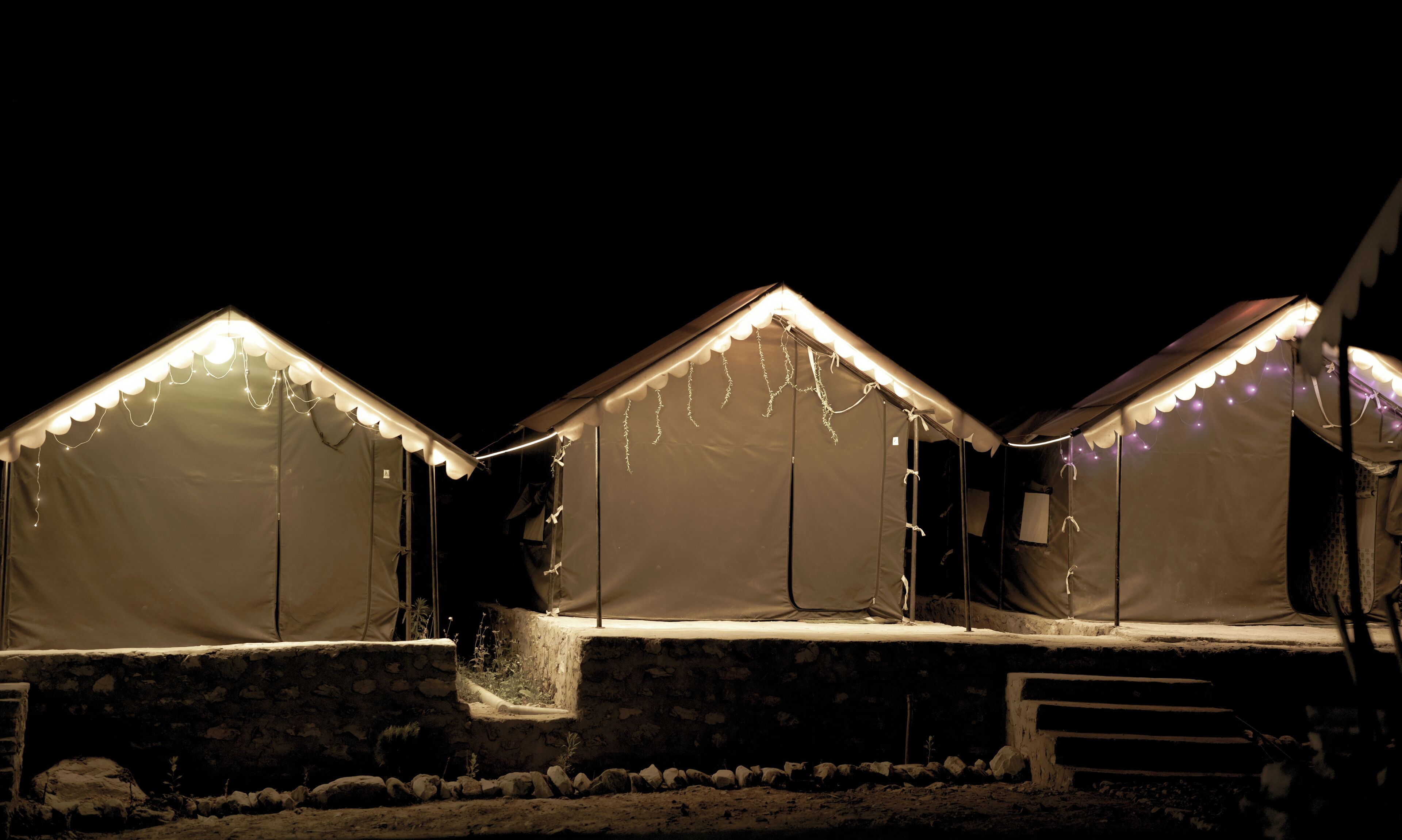 Tent | Free WiFi, bed sheets