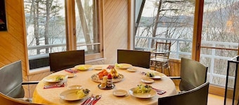 The view of the lake and snow-capped mountains is breathtaking! Limited to one pair per day. A dedicated butler is always on hand to ensure a safe stay. Includes choice of breakfast & 15 min drive to 5 ski resorts!