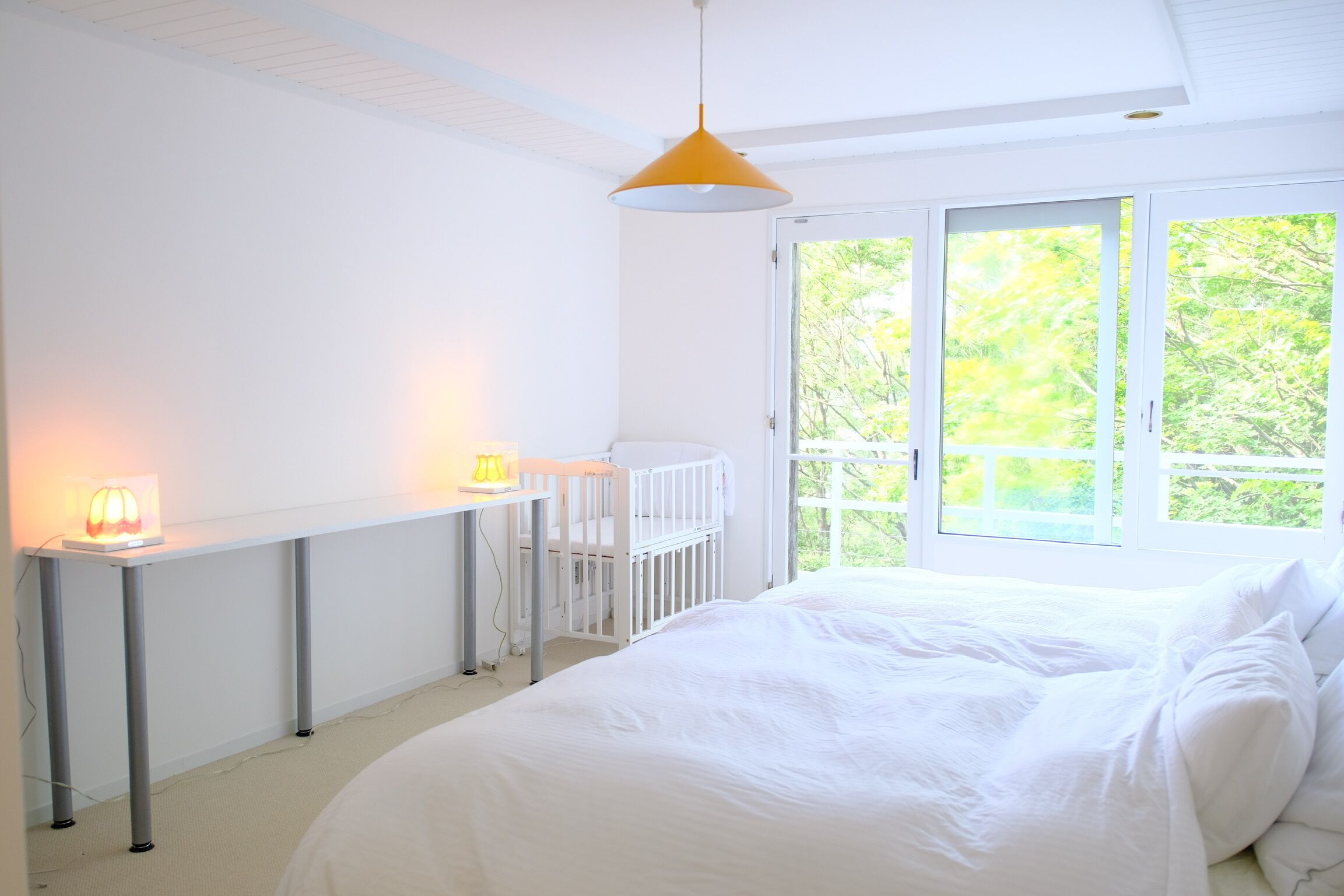 4 bedrooms, desk, travel cot, free WiFi