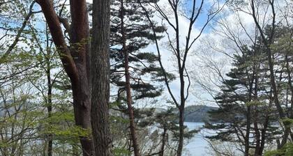 The view of the lake and snow-capped mountains is breathtaking! Limited to one pair per day. A dedicated butler is always on hand to ensure a safe stay. Includes choice of breakfast & 15 min drive to 5 ski resorts!