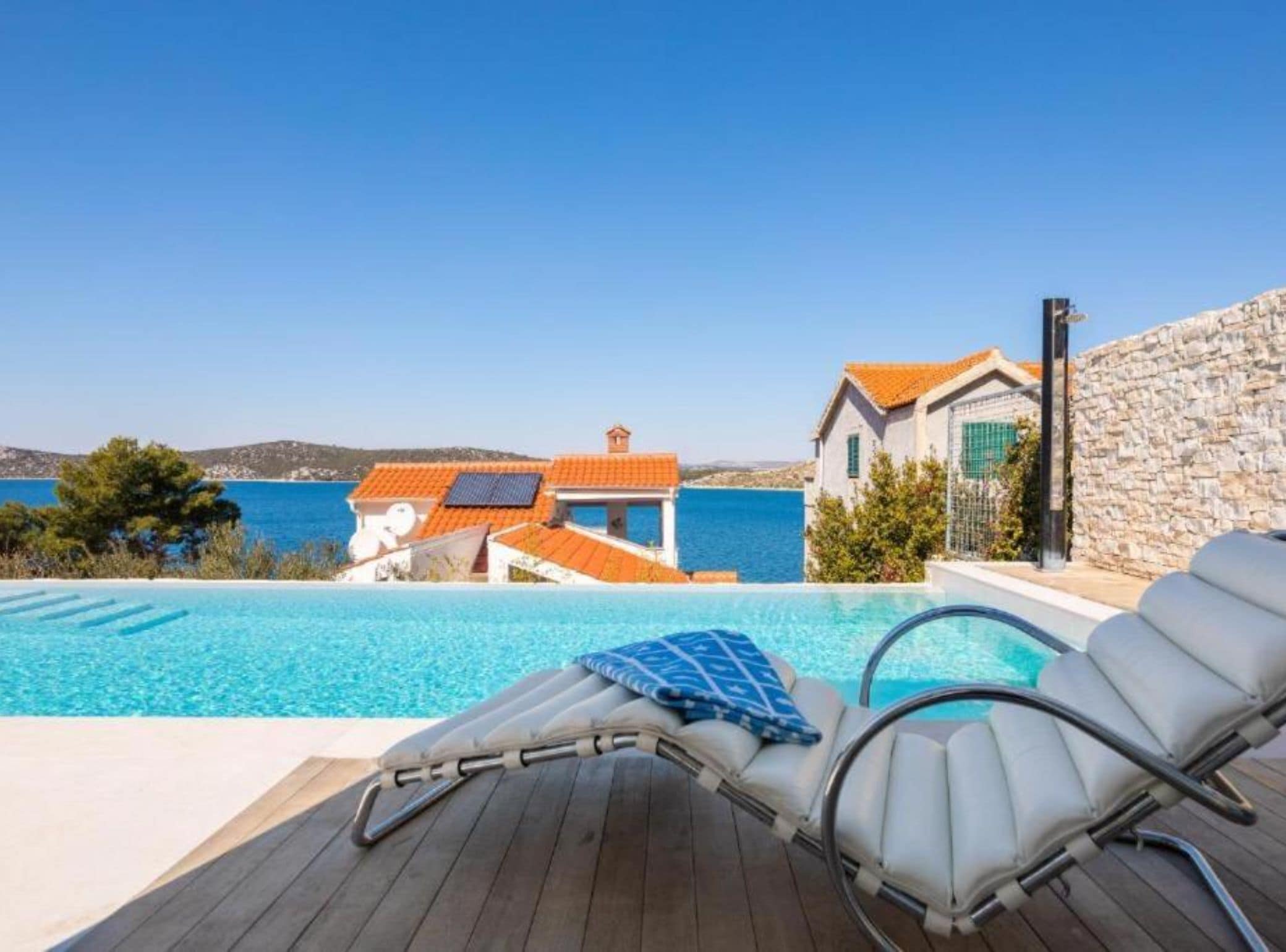 别墅 (Seafront Six Bedroom Modern Villa wit) | 泳池