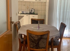 Leilighet (Two bedroom Apartment Ružica 2) | 15 soverom og barnesenger