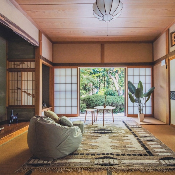 Interior - Active Art Hotel Japanese Garden Sado Art (Katabata, Sado, Niigata)