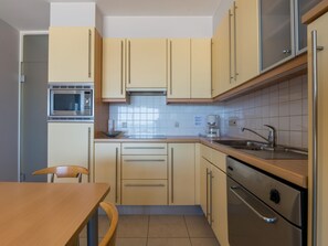 Fridge, microwave, oven, stovetop - Sun and sand at Duinzicht on the fifth (Koksijde)